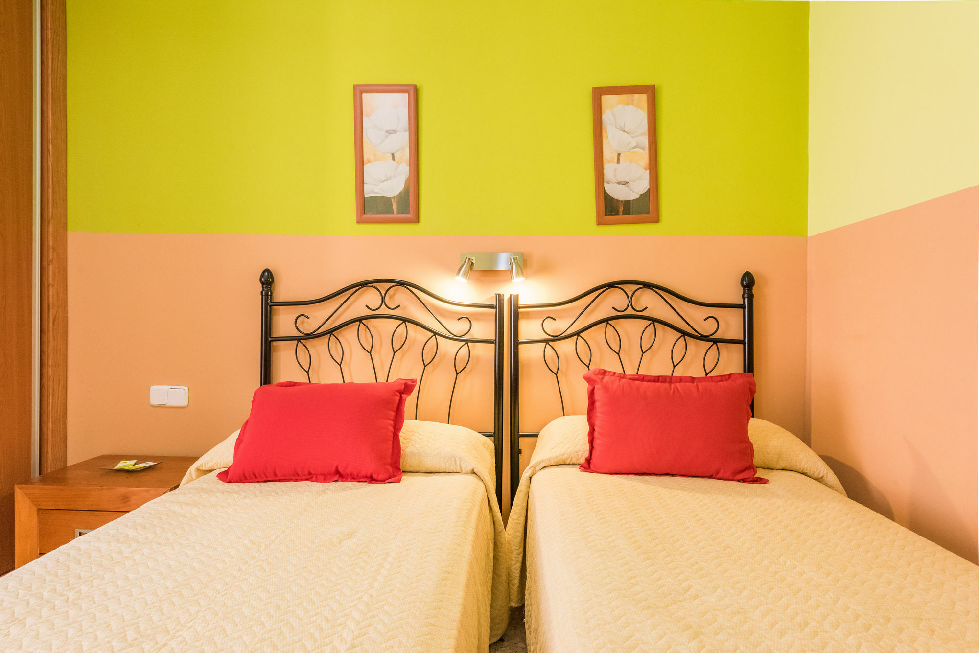 Hostal Arkanta Arganda Del Rey Luaran gambar