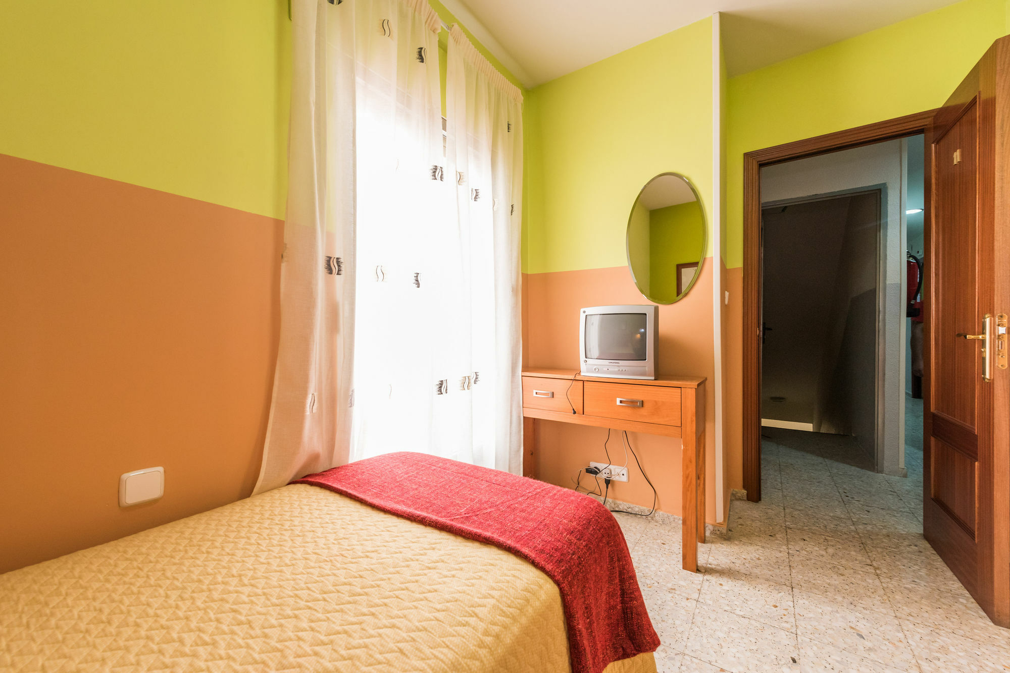 Hostal Arkanta Arganda Del Rey Luaran gambar
