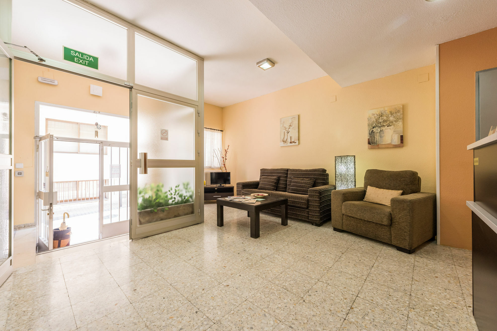 Hostal Arkanta Arganda Del Rey Luaran gambar