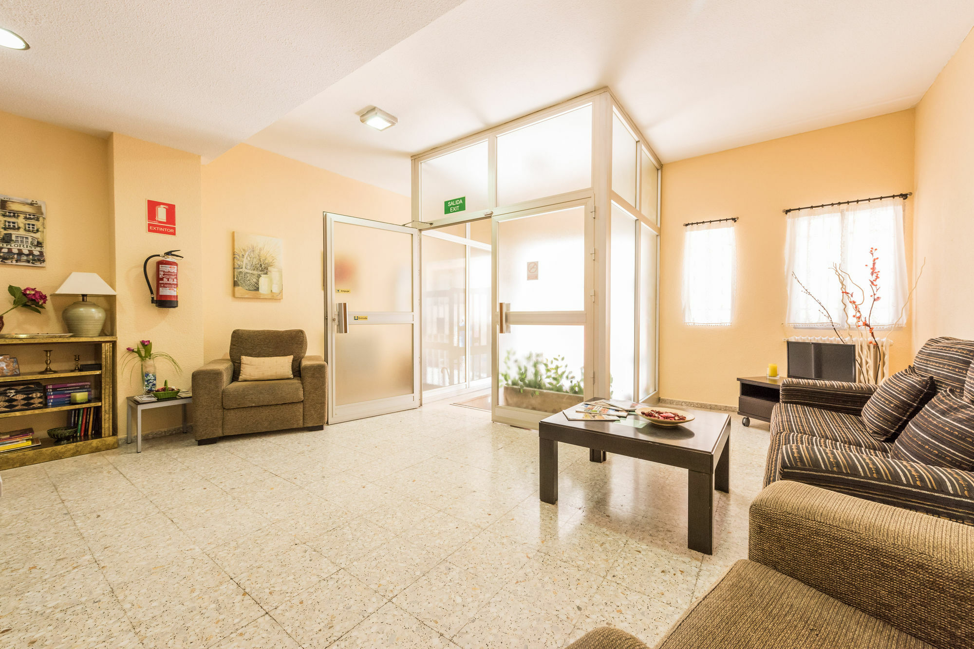 Hostal Arkanta Arganda Del Rey Luaran gambar
