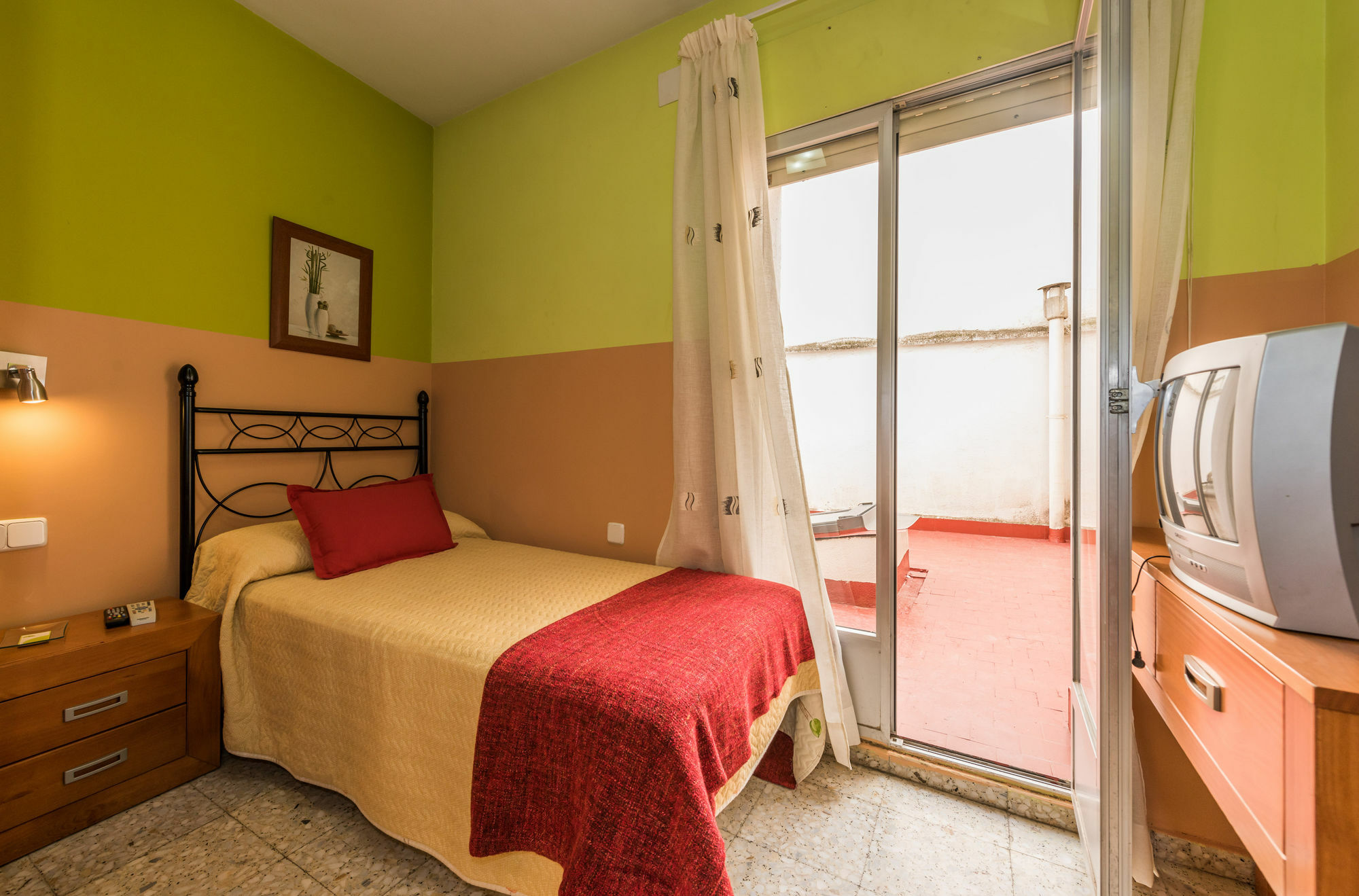 Hostal Arkanta Arganda Del Rey Luaran gambar