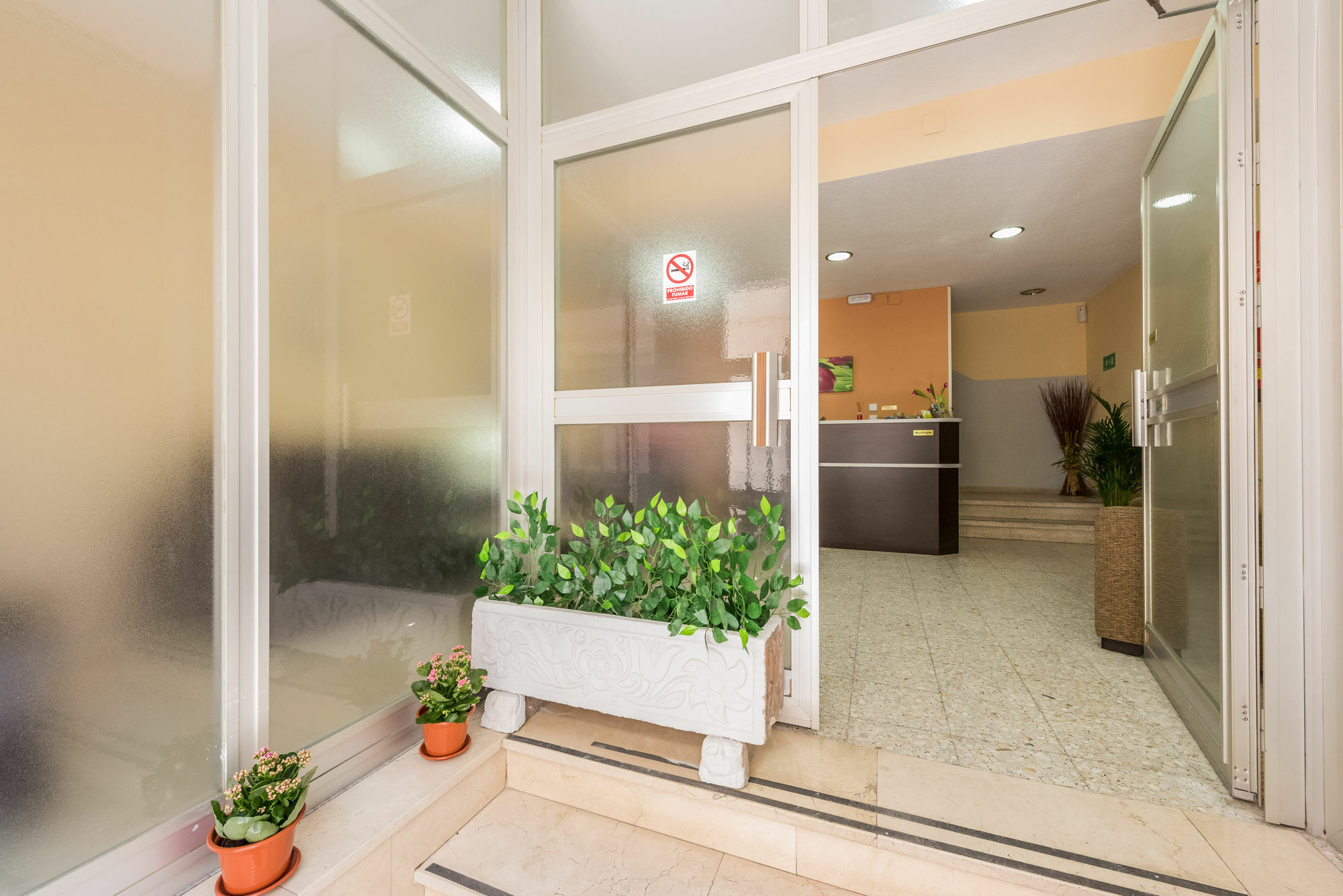 Hostal Arkanta Arganda Del Rey Luaran gambar