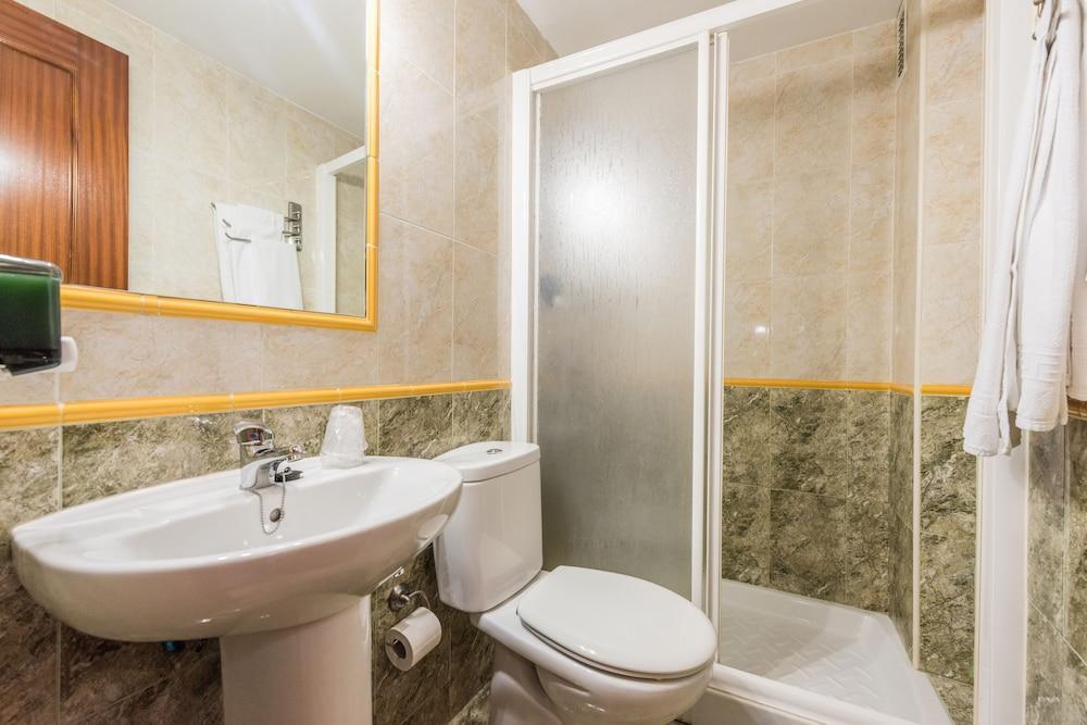 Hostal Arkanta Arganda Del Rey Luaran gambar
